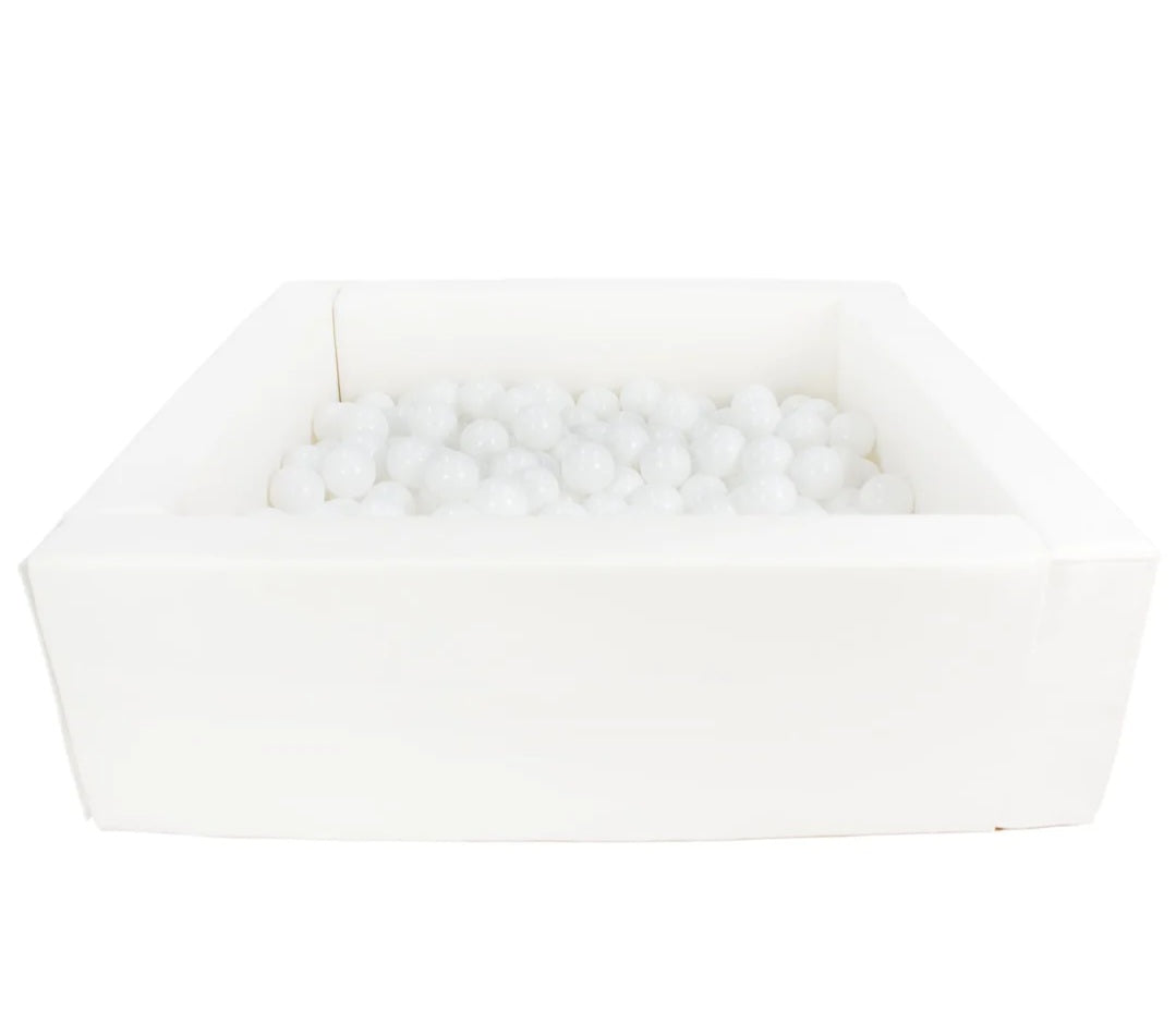 Ballpit and balls D.I.Y Pick up